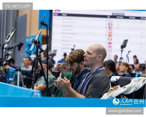 上海攀岩队战术创新引领攀岩比赛新高峰成就辉煌成绩 上海攀岩队战术创新引领攀岩比赛新高峰成就辉煌成绩