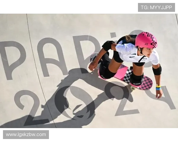 专访滑板女王周丽揭秘她的成功秘诀与成长历程 专访滑板女王周丽揭秘她的成功秘诀与成长历程