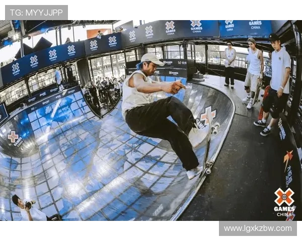 南京极限运动队在滑板精英赛中的精彩表现与状态分析