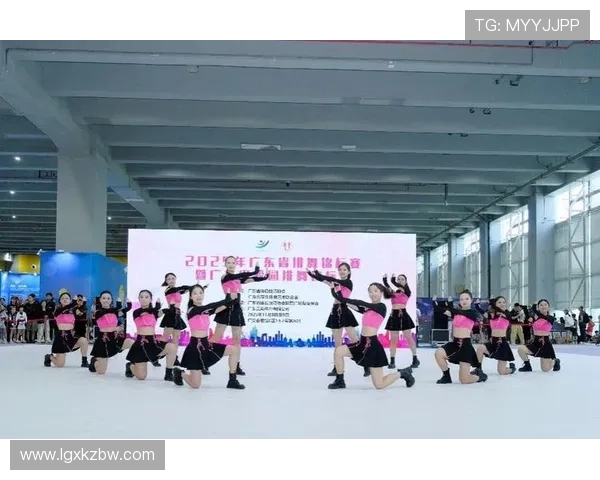 街舞盛宴：深入探讨上海街舞队的实力与风采