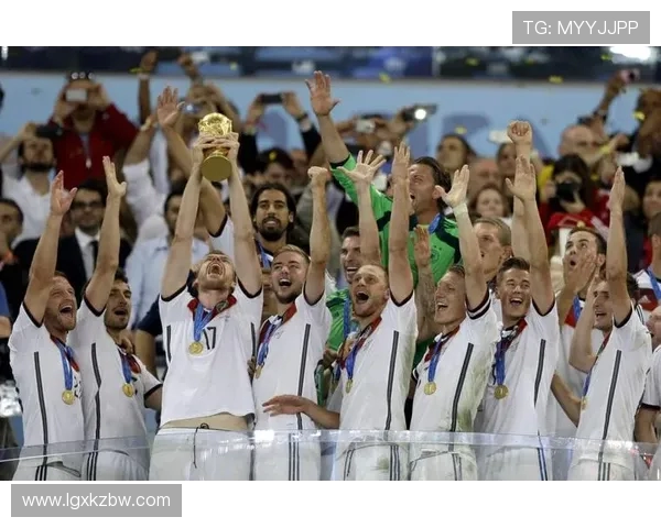 世界杯经典对决德国队迎战朝鲜队激情碰撞引发全球关注