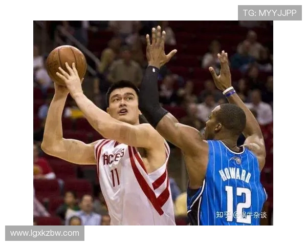 姚明与拜纳姆的巅峰对决：篮球巨星之间的精彩较量与传奇故事