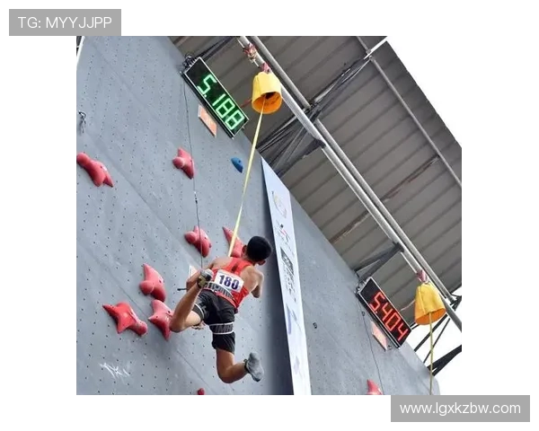 广州滑板队在世界攀岩锦标赛中以66分稳居积分榜首位