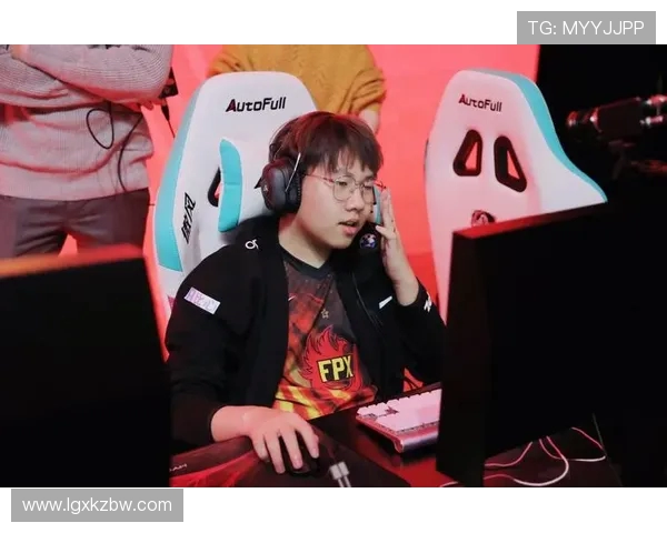 FPX在CSGO力量排名中创下新高，展现强大实力与团队合作精神